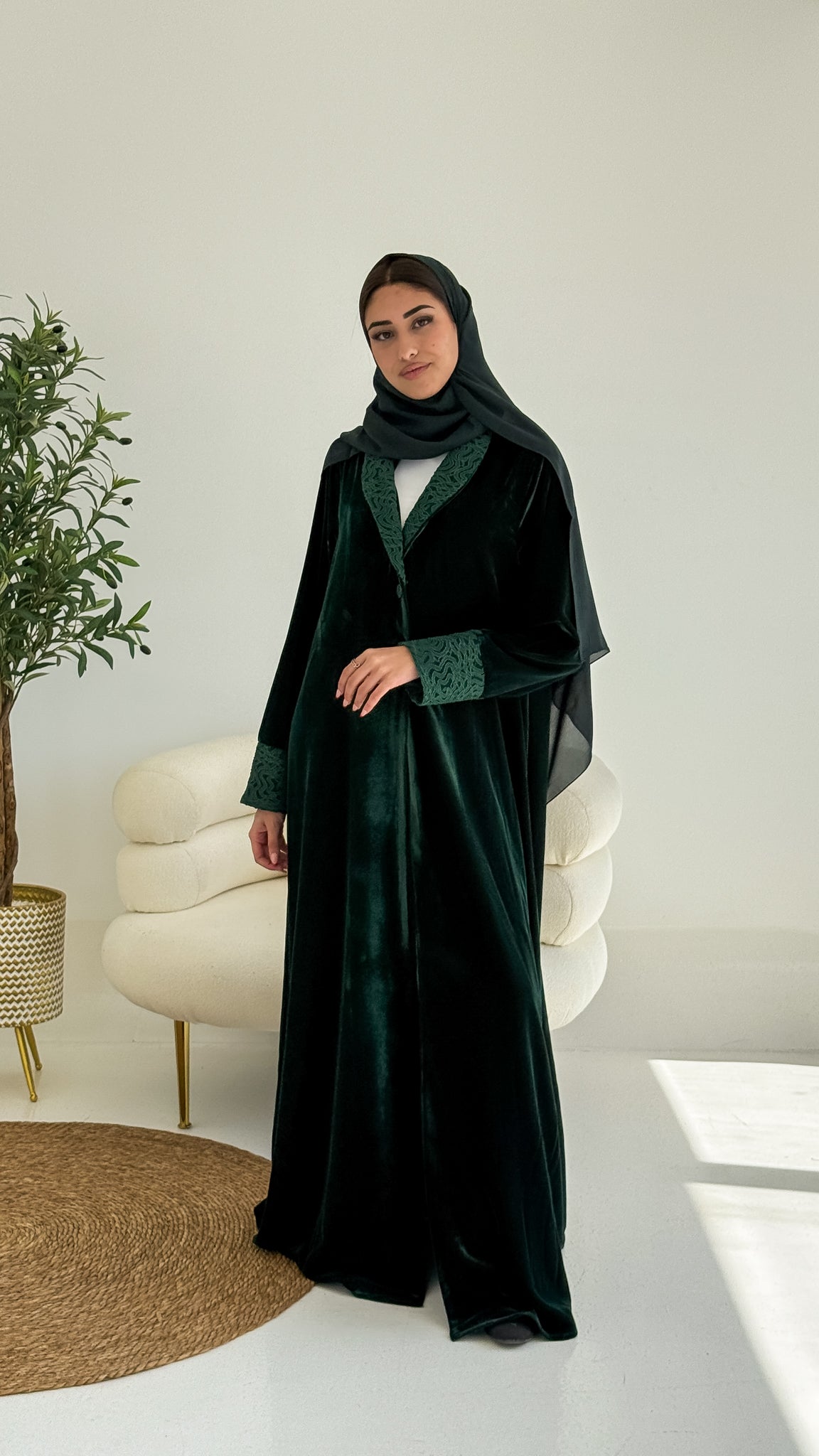 Cynari-Green