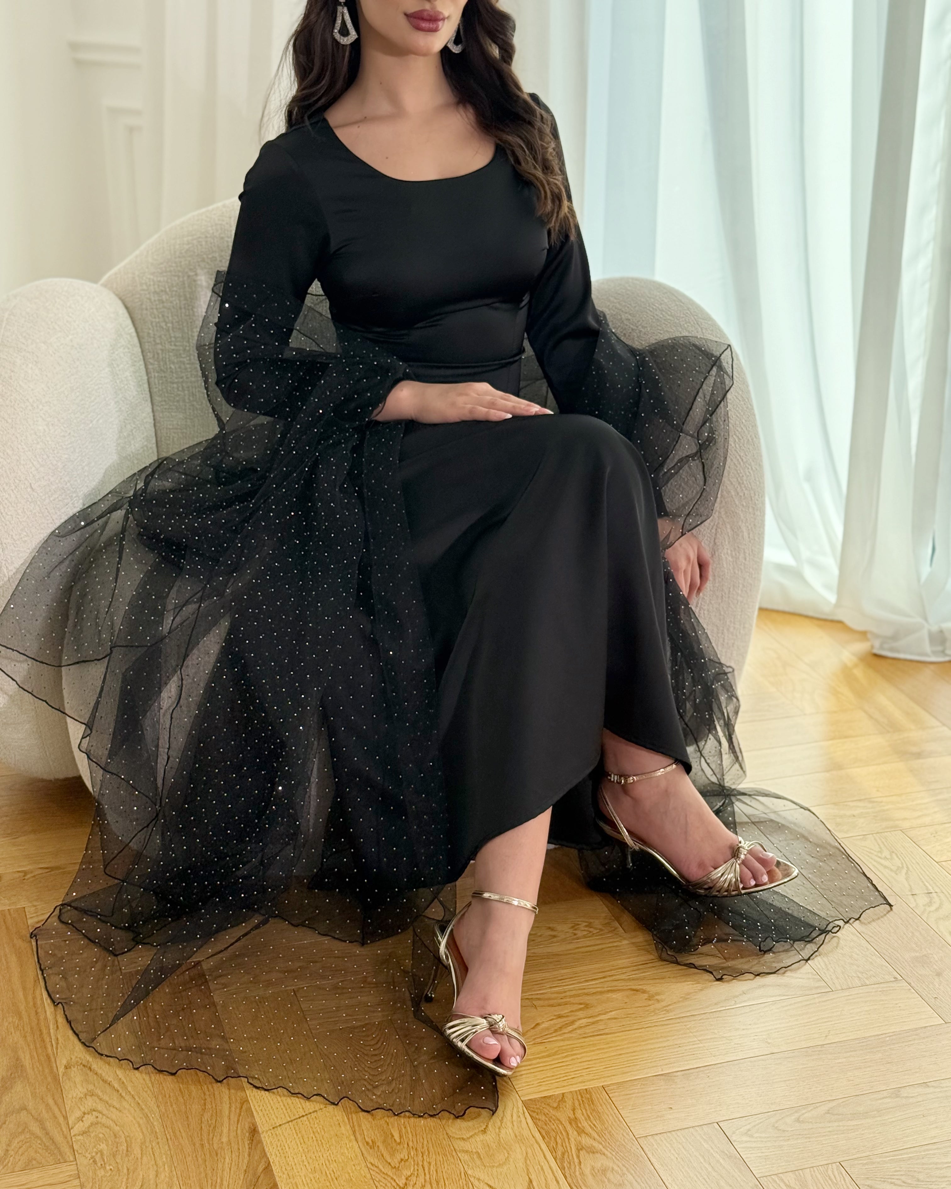 Elina-Black