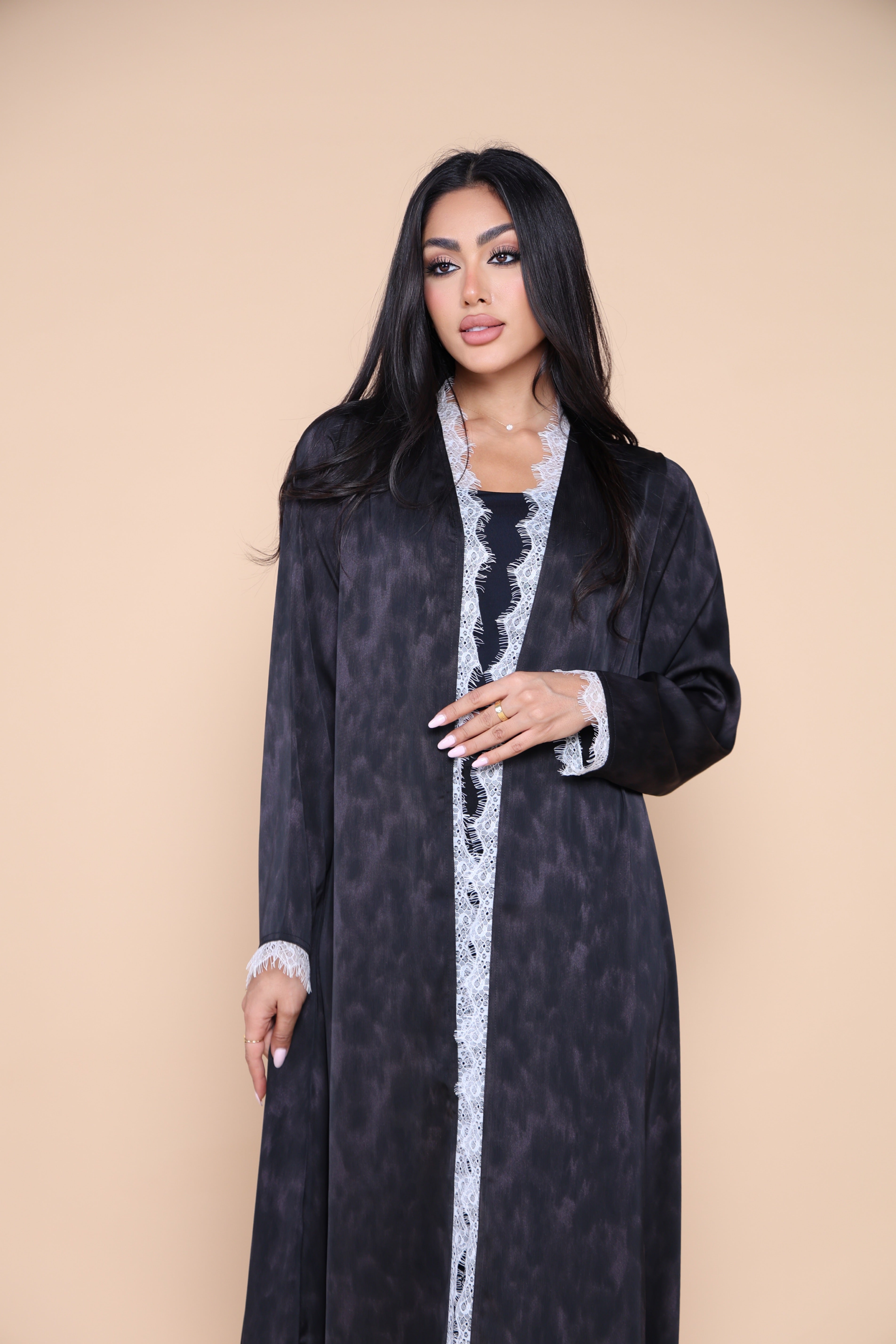 Vivienne-Black&Pink
