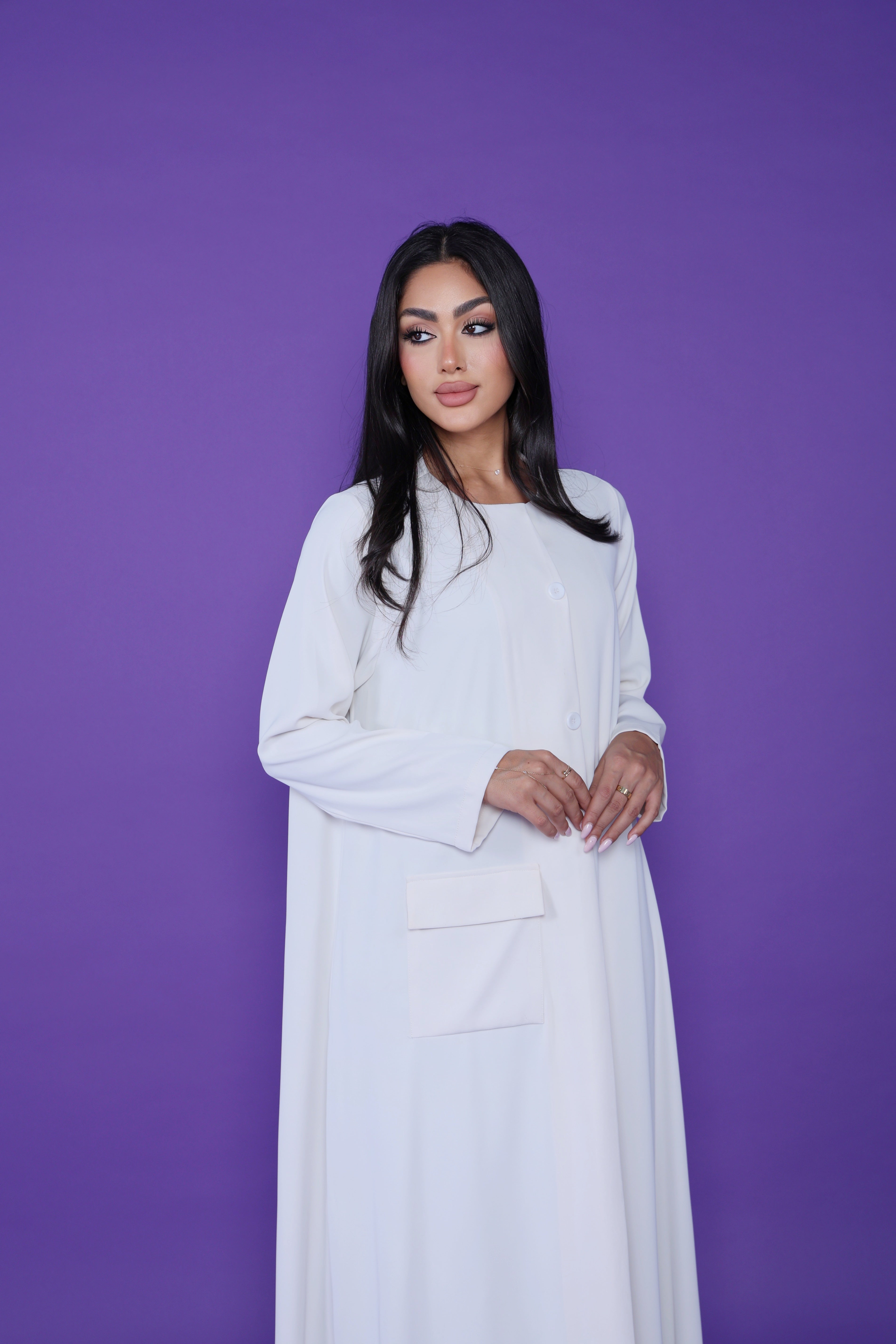 Avayne-White