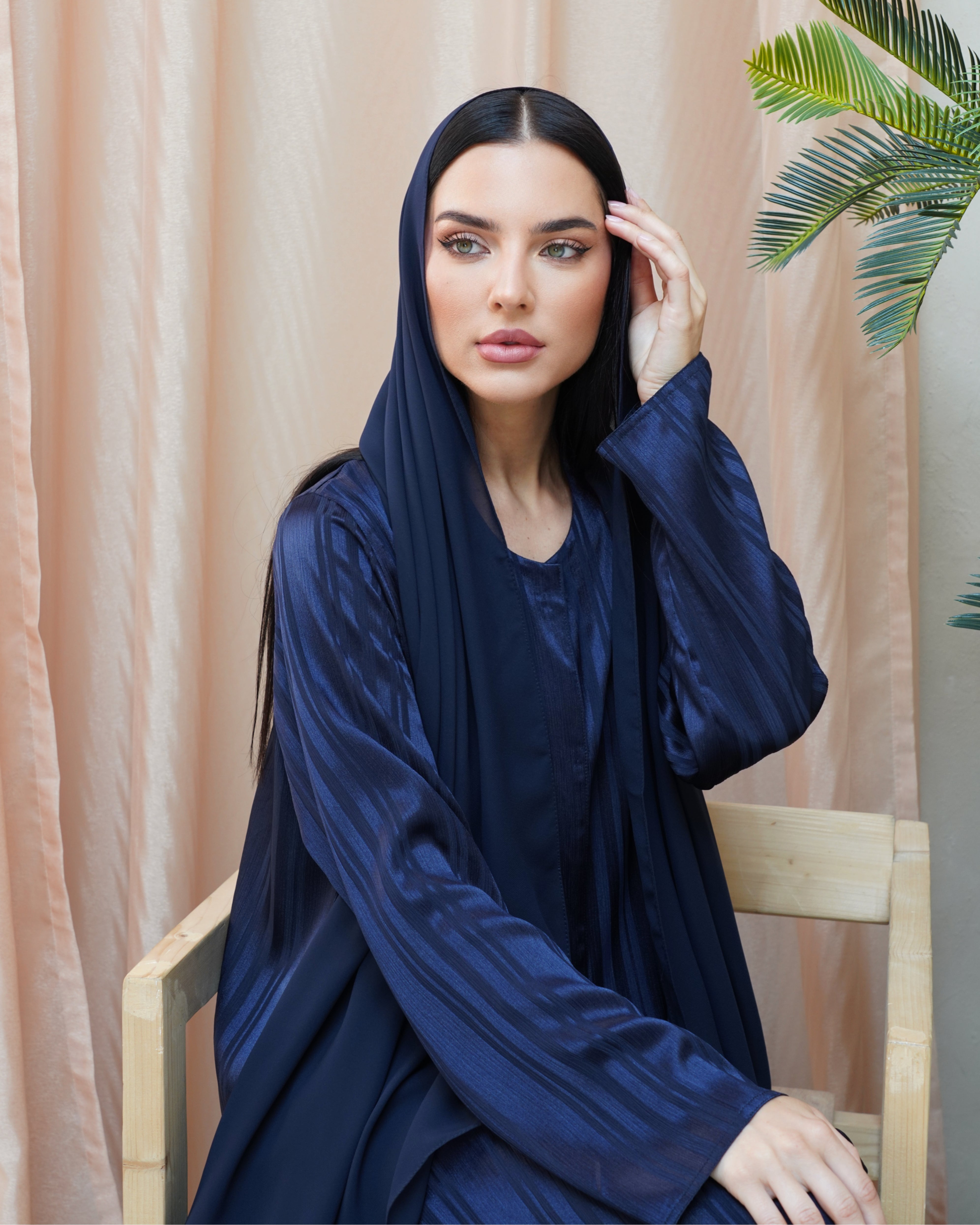 Oryah Navy Abaya