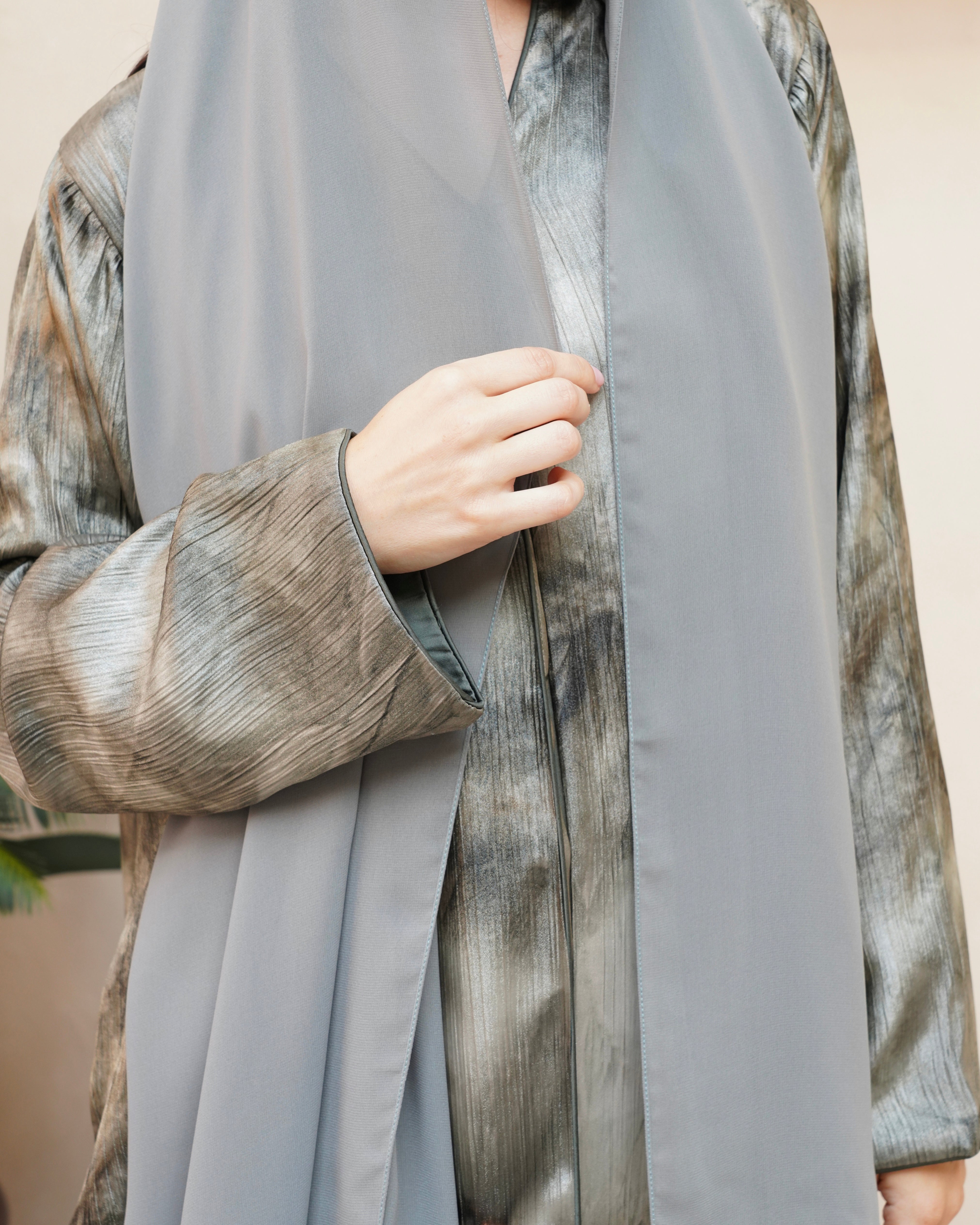 Selene Green Abaya