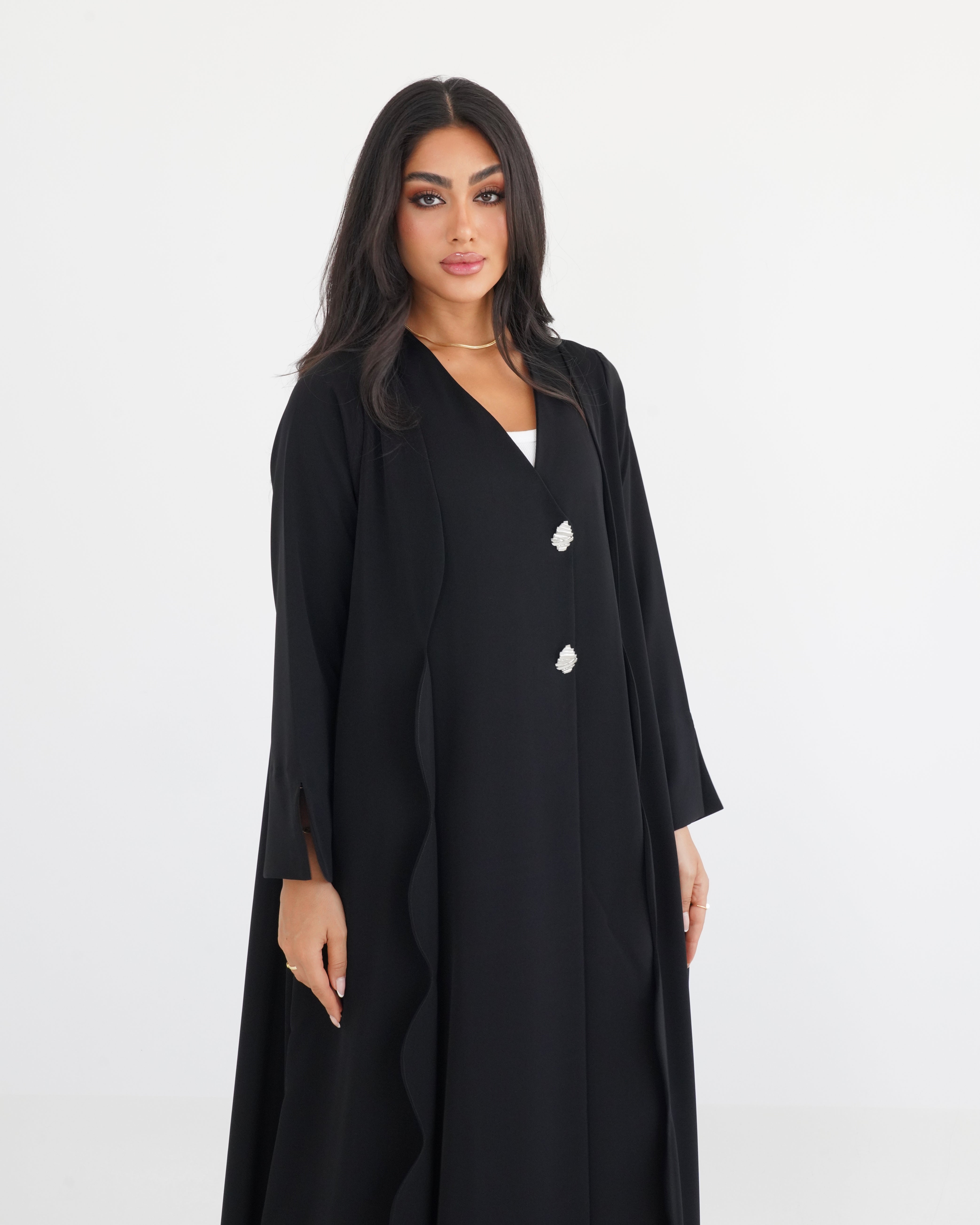 Nuvee Black Abaya