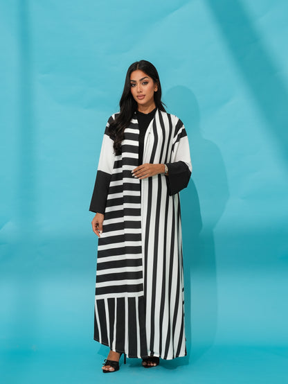 Yuki Black-White Abaya