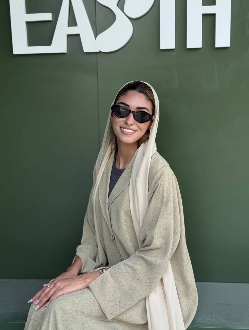 Zaina-Beige