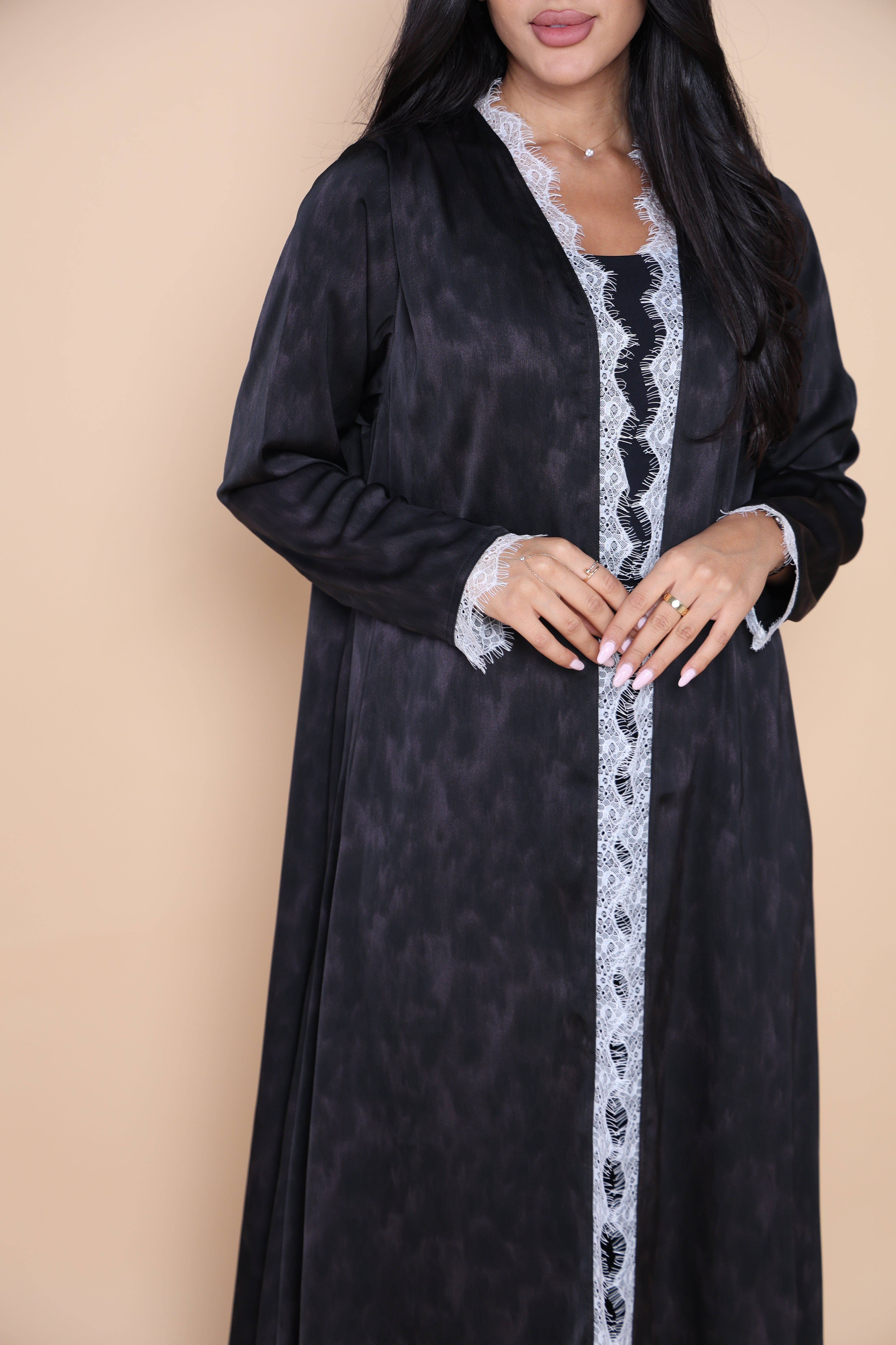 Vivienne-Black&Pink