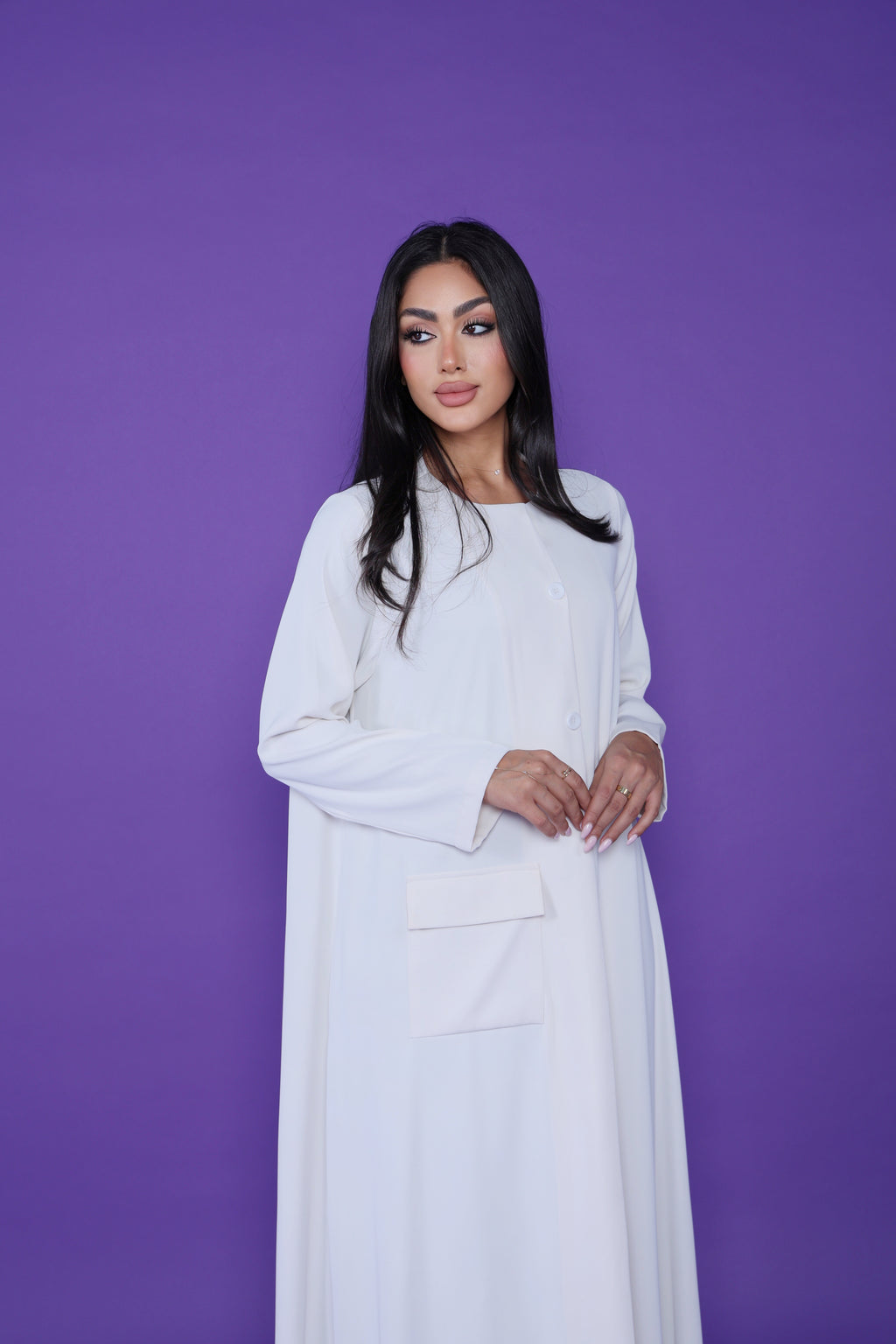 Avayne-White