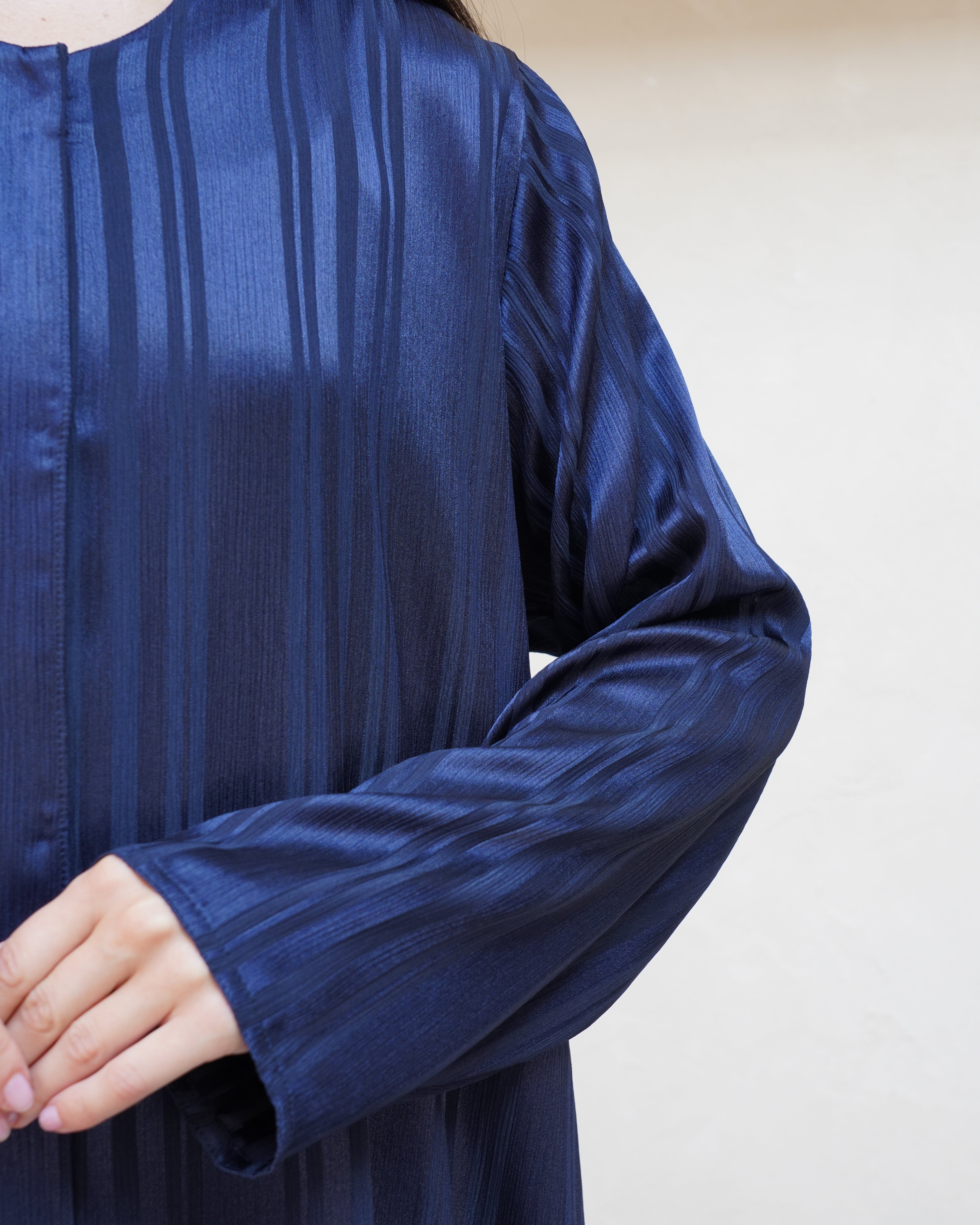 Oryah Navy Abaya