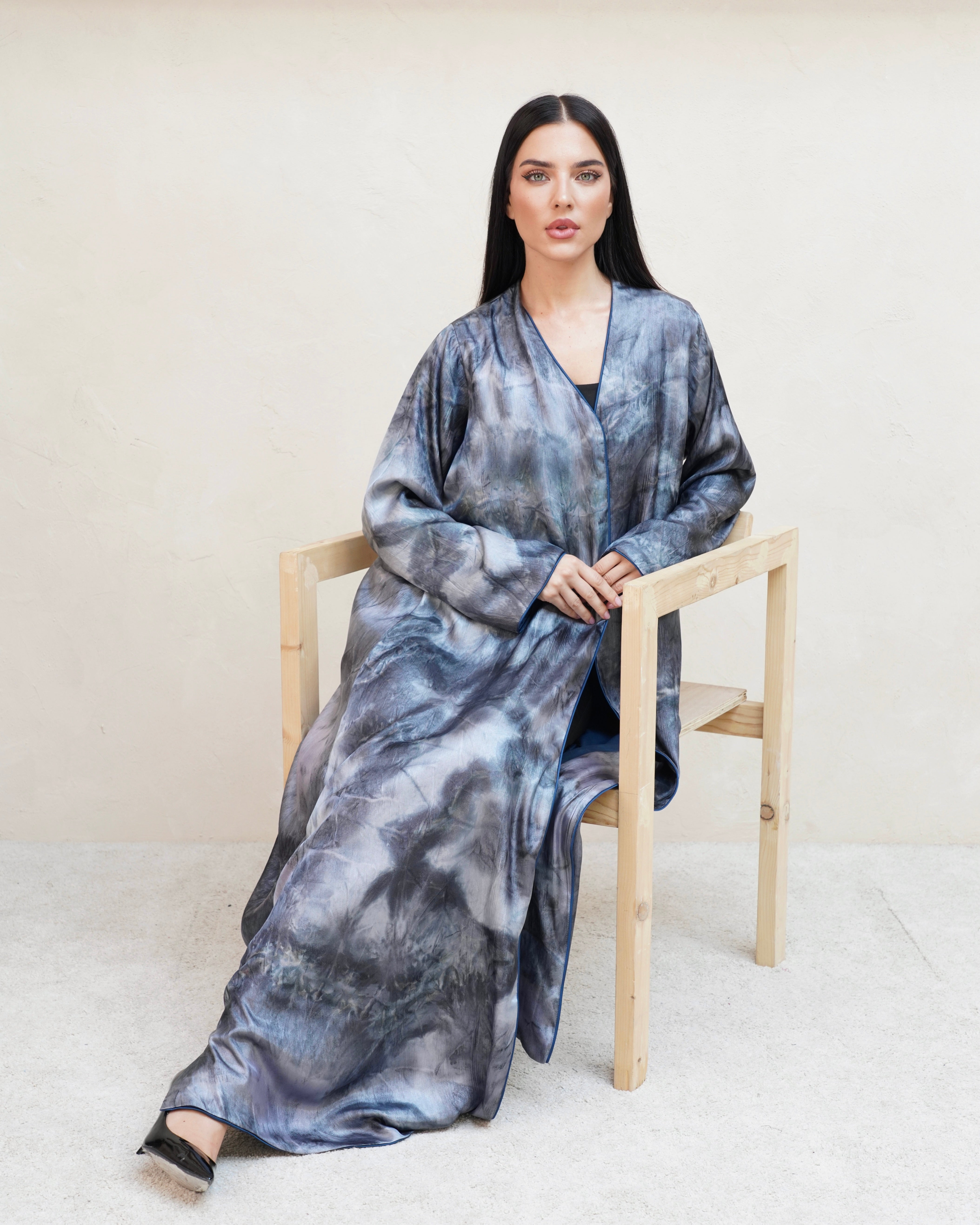 Selene Navy Abaya