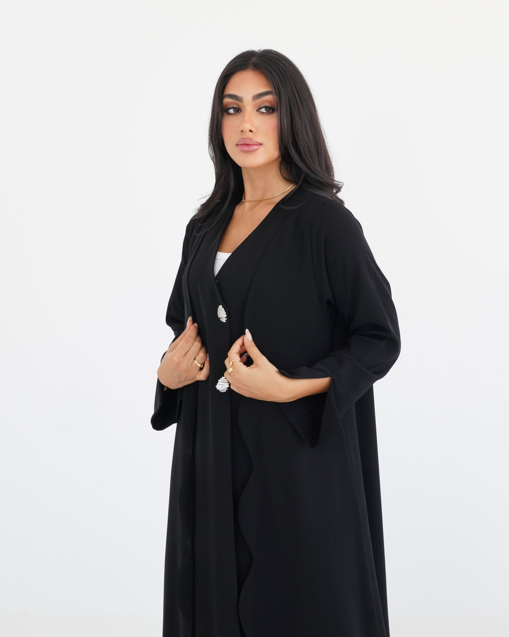 Nuvee Black Abaya