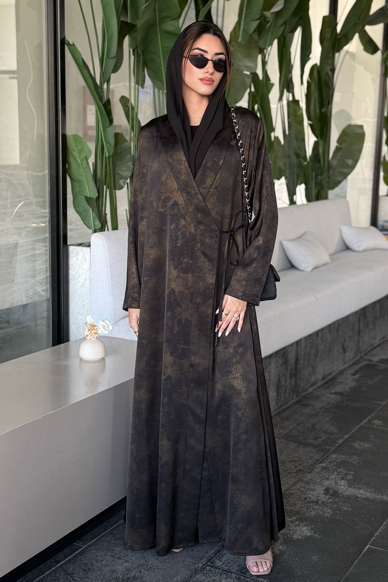 Elisa Brown Abaya
