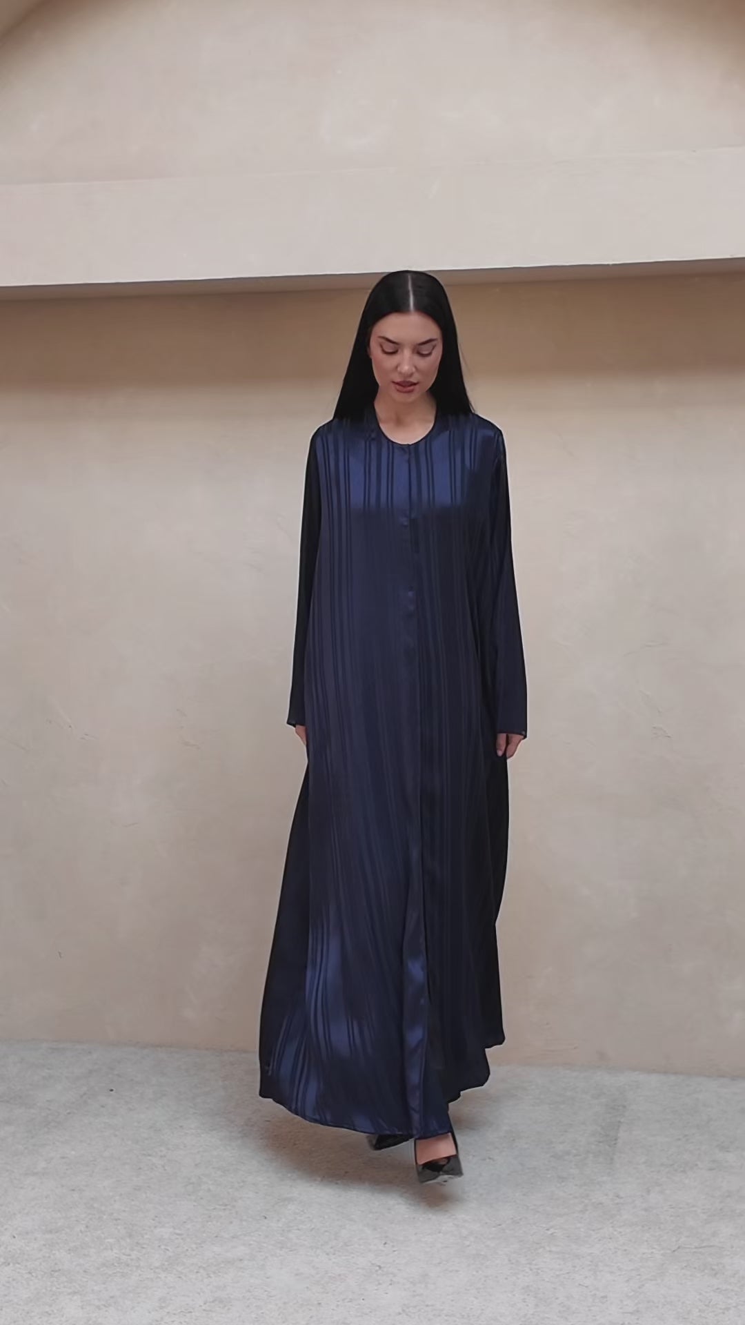 Oryah Navy Abaya