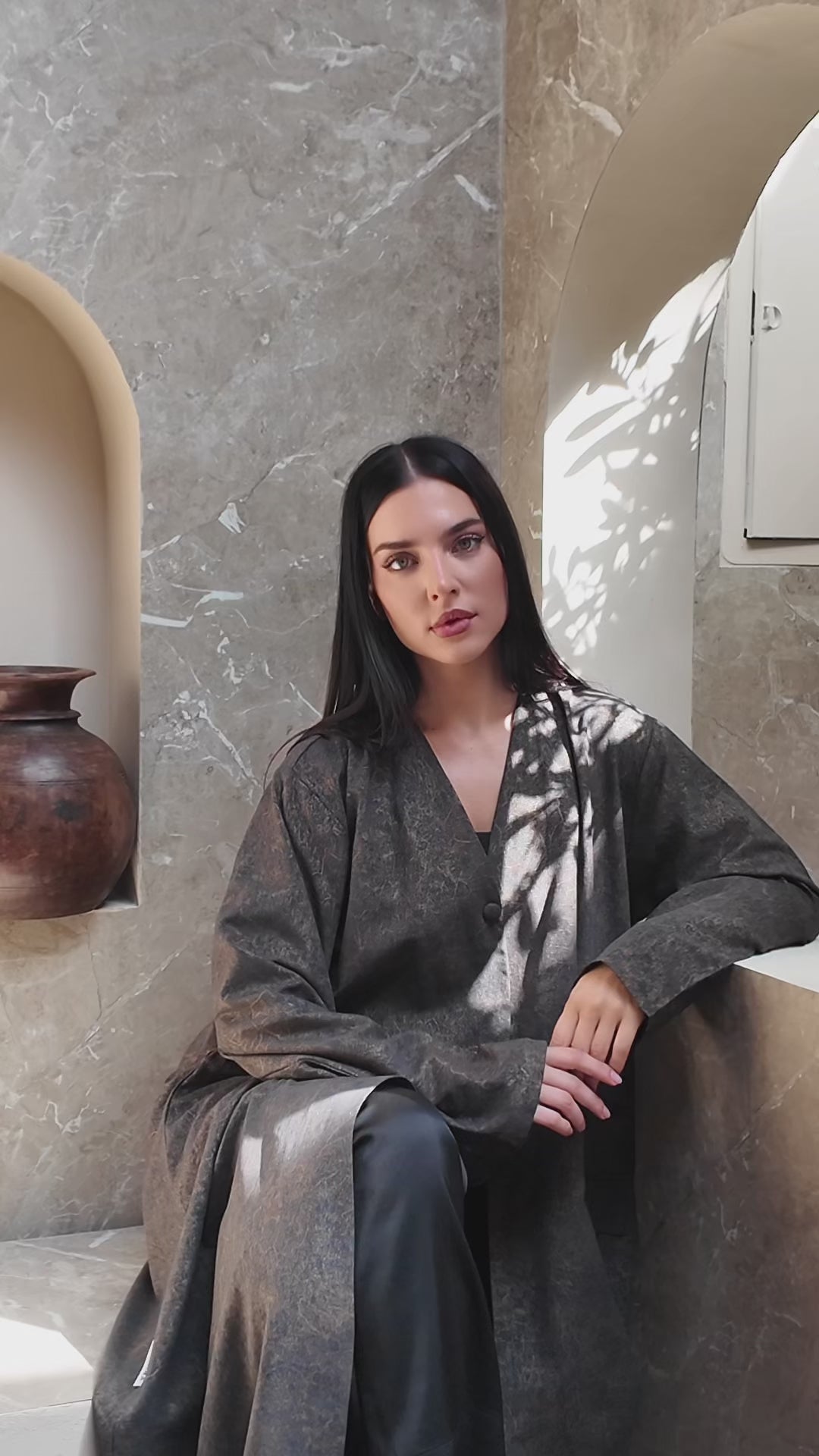 Lunara Black Abaya