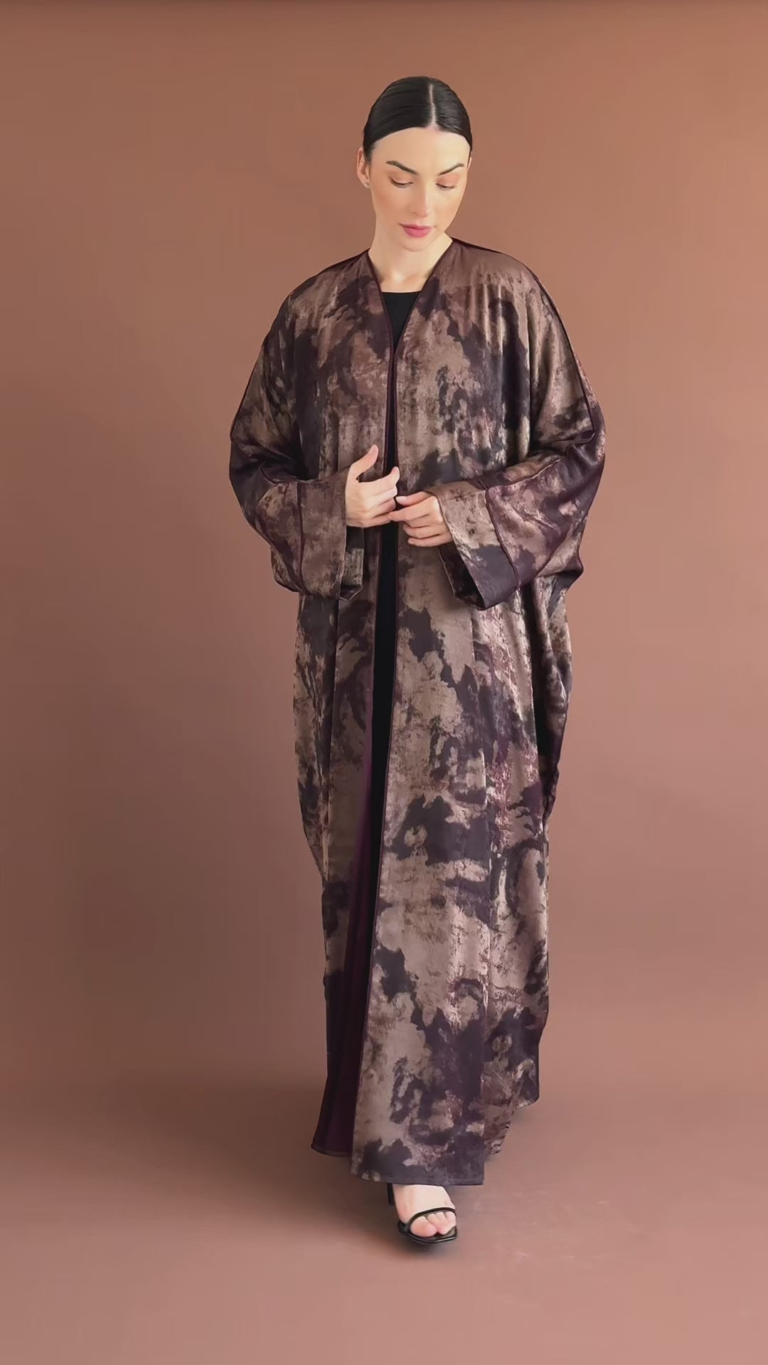 Rayelle Maroon Abaya