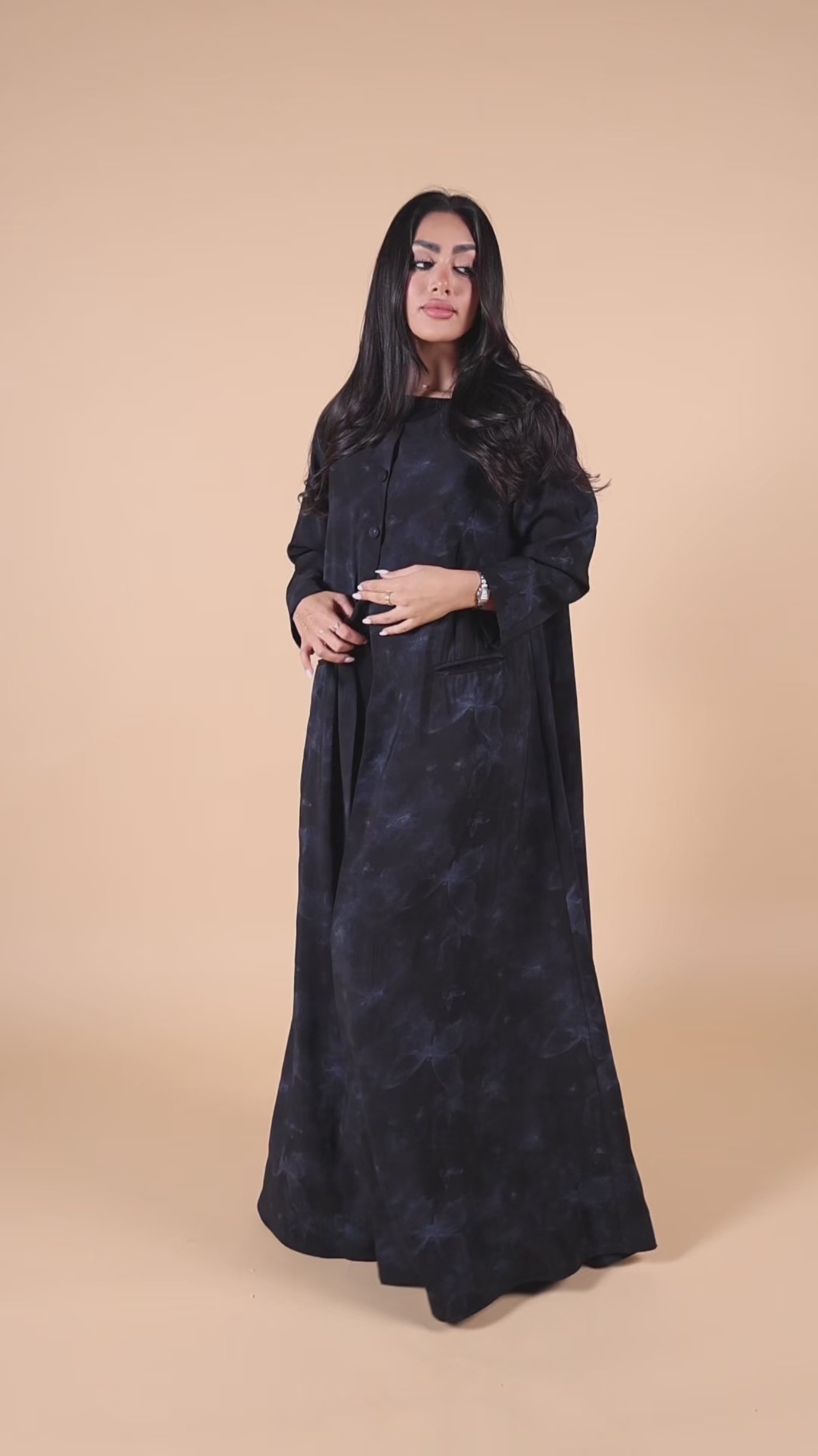 Élmera- Black