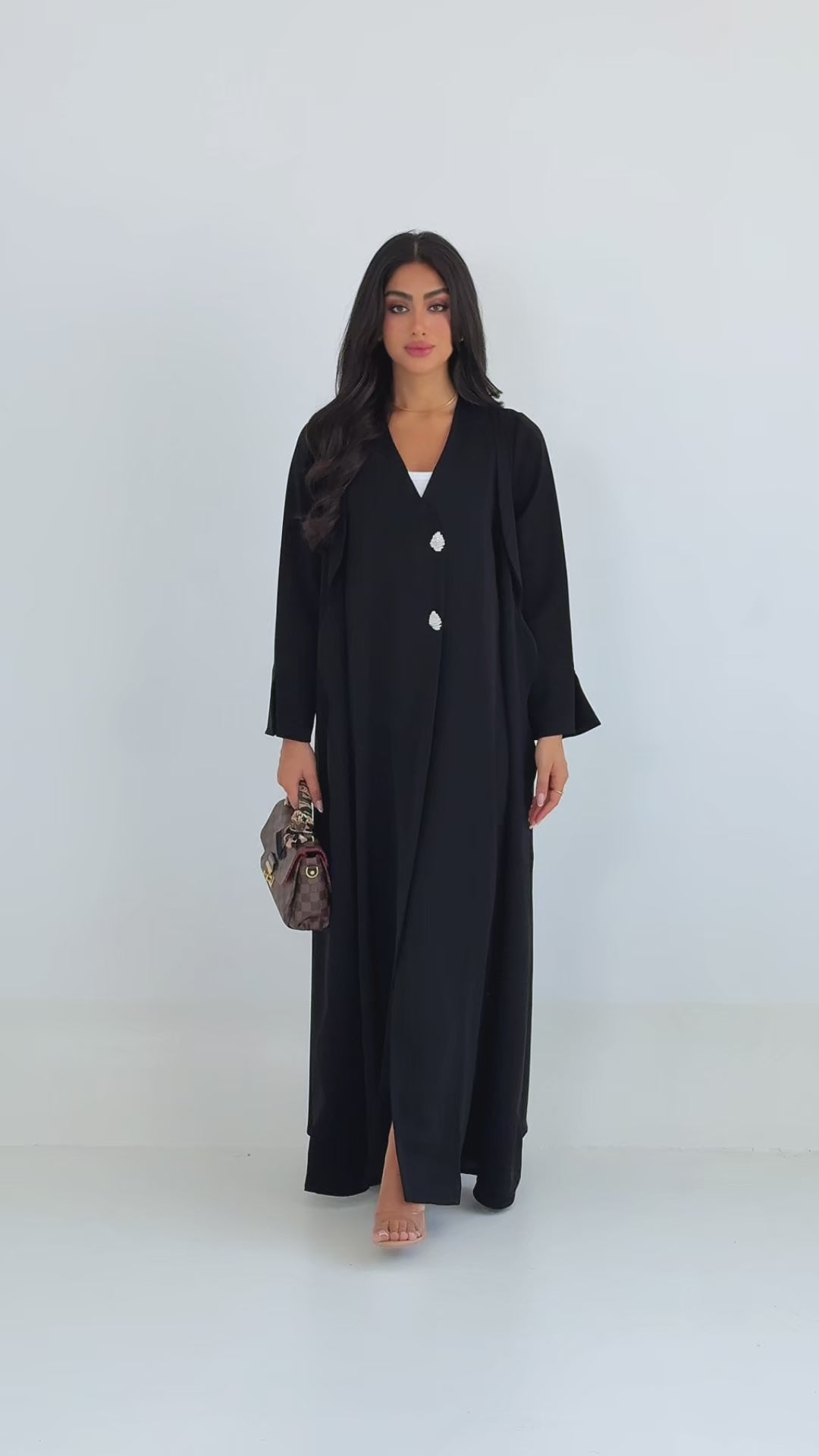 Nuvee Black Abaya