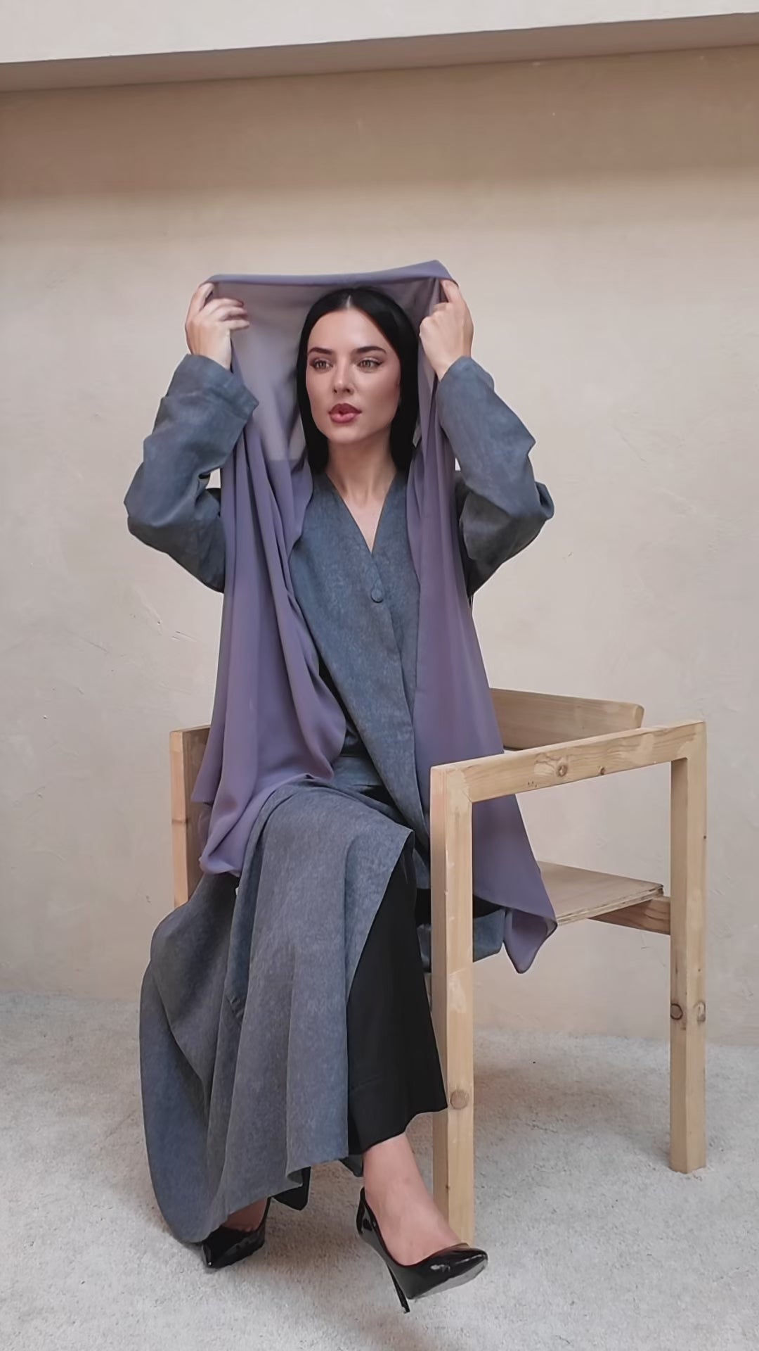 Lunara Gray Abaya
