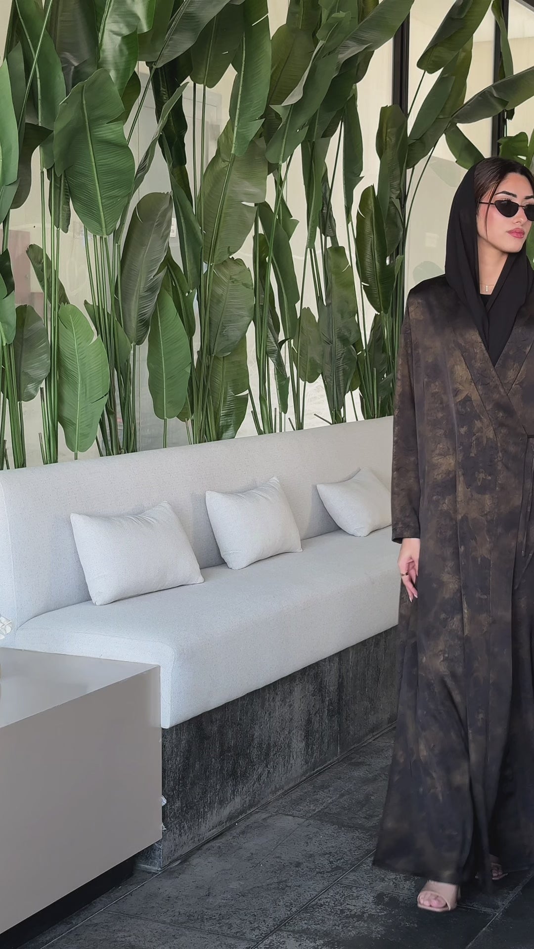 Elisa Brown Abaya
